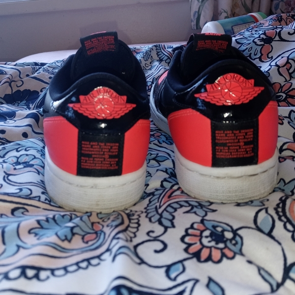 Nike Air Jordan shoes - Picture 2 of 5